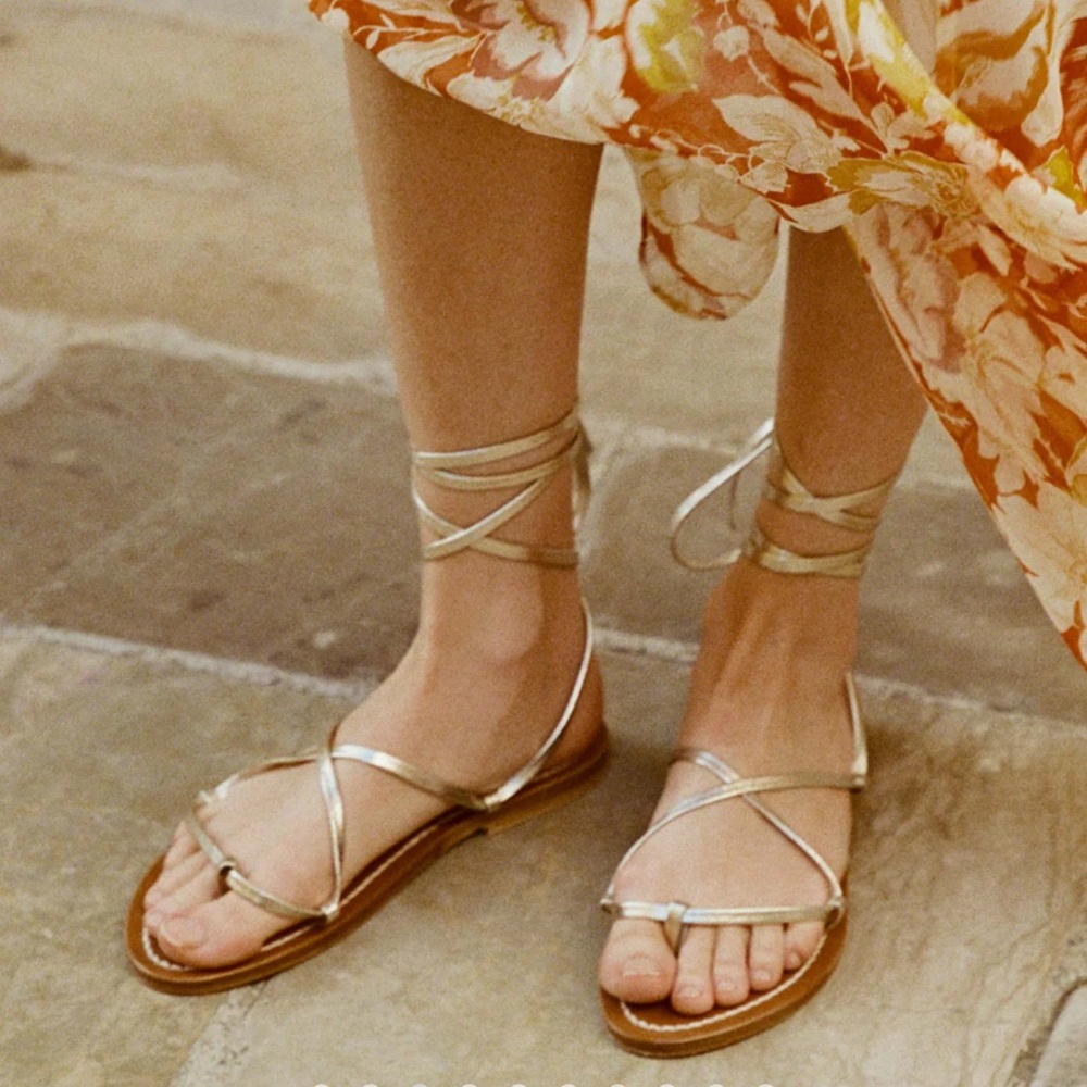 Doên & K.Jacques Bikini Sandal in Metallic Champagne, New in Box